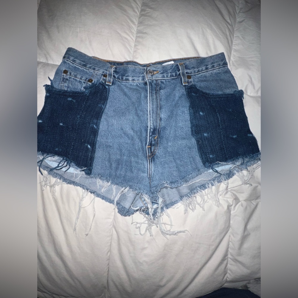 Levi jean shorts